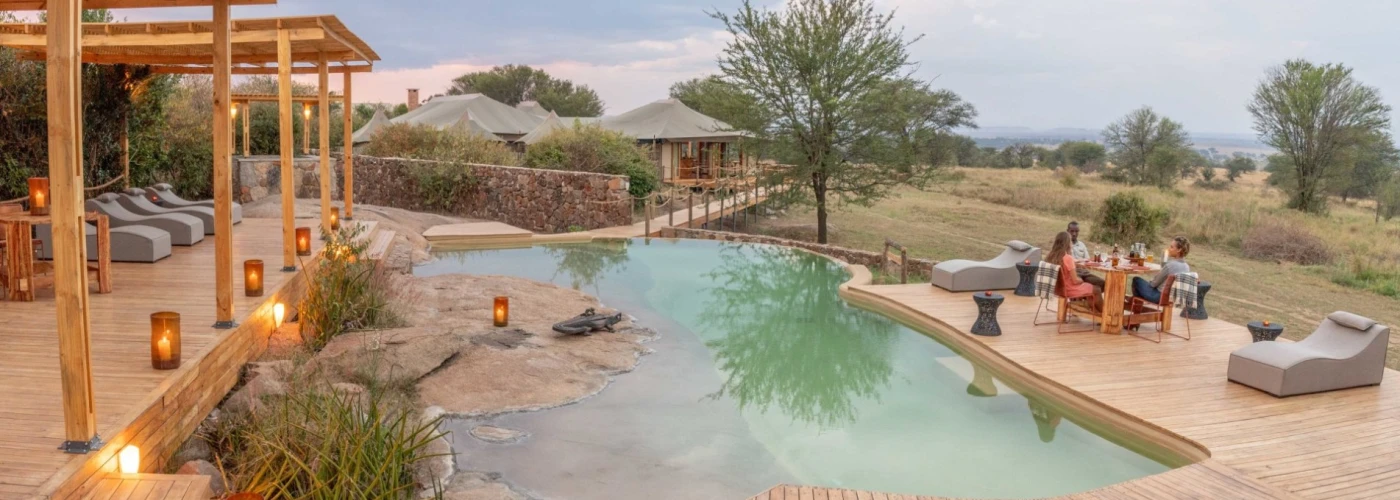 "Luxury Safari Experiences" 